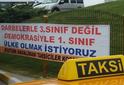 Havalimanında 15 Temmuz Unutulmadı,Unutulmayacak!